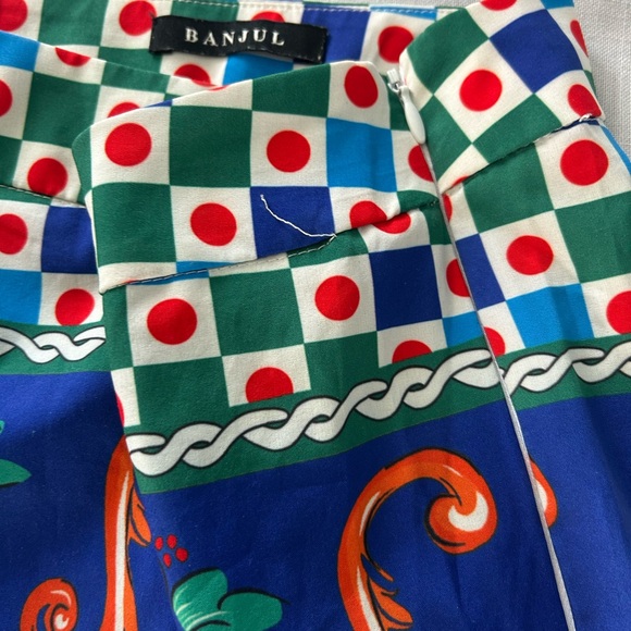 Banjul Multicolor Geometric and Floral Set Size S - Picture 6 of 7